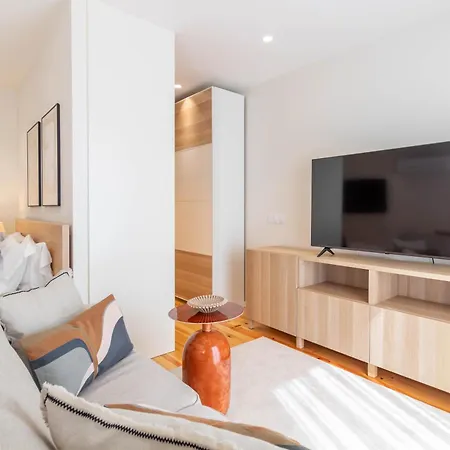 Apartment Cozy In Cedofeita With Ac By Lovelystay