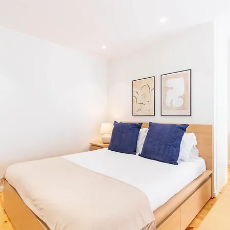 Cozy In Cedofeita With Ac By Lovelystay Porto